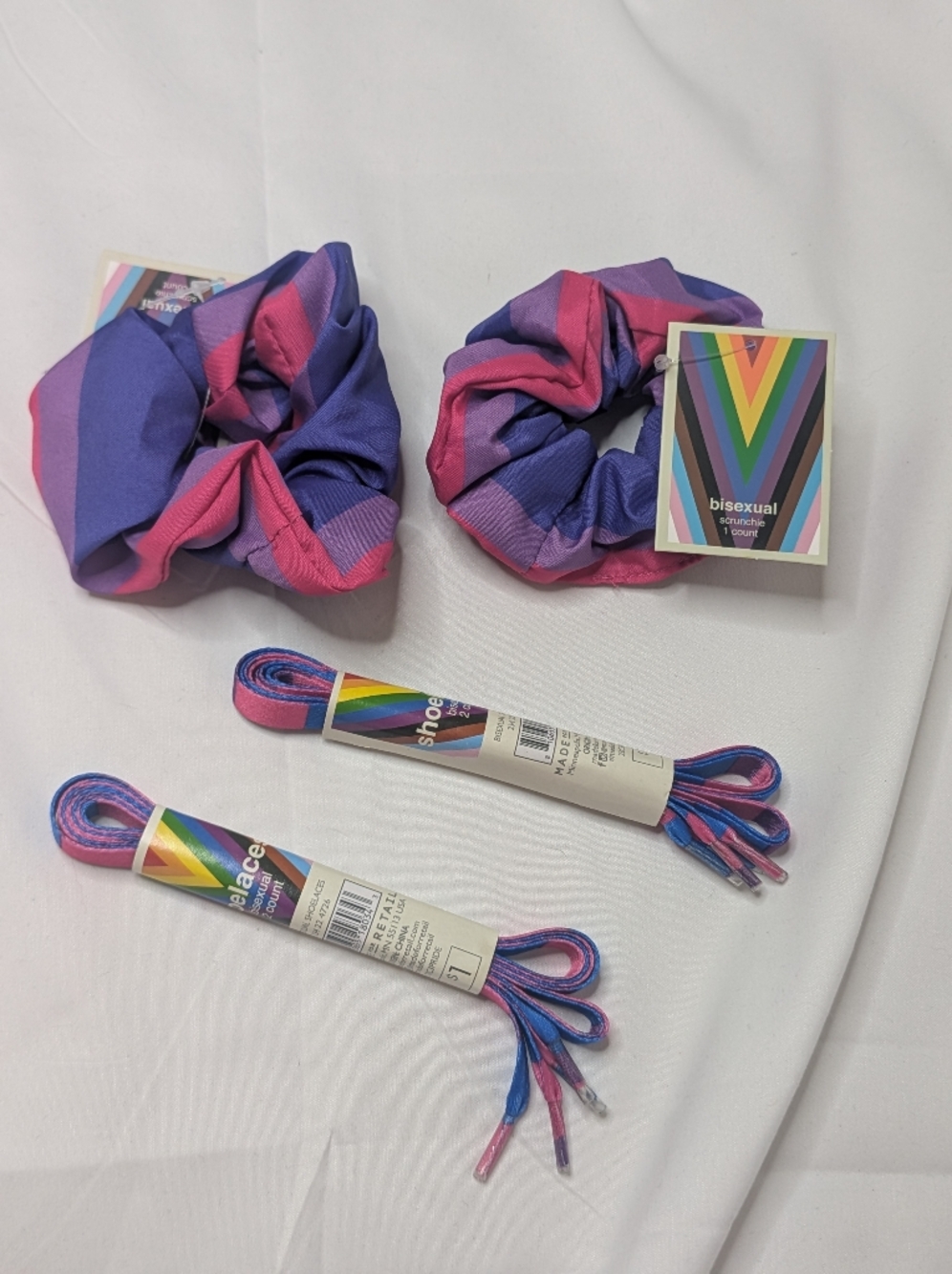 🔴5/$25 Bisexual Pride Scrunchies & Shoelaces Set — Pink, Purple, Blue